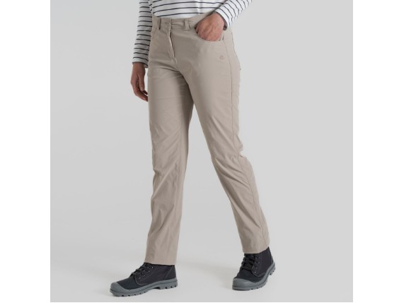 CWJ1383_KD7_01_bynder_defined_type_model_011705204478