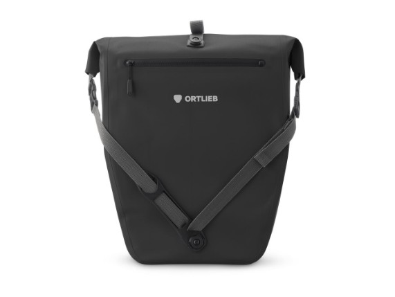F5115_BACK-ROLLER-20L-Zip-Pocket-black_front02