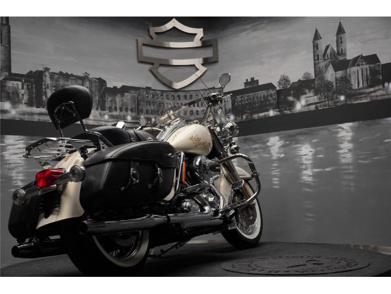 HARLEY-DAVIDSON FLHRC, 0004741