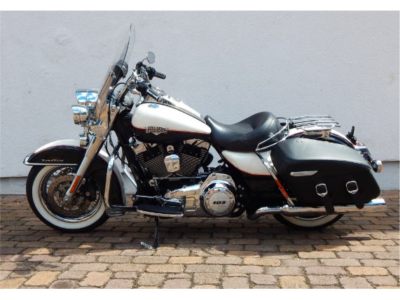 HARLEY-DAVIDSON FLHRC103, 0001945