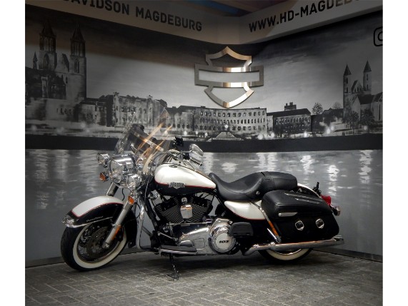 HARLEY-DAVIDSON FLHRC103 ROAD KING CLASSIC, 0001945