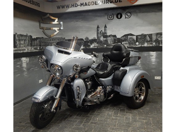 HARLEY-DAVIDSON FLHTCUTG 2023 TRI GLIDE ULTRA, 0005483