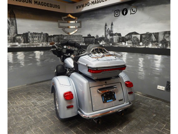 HARLEY-DAVIDSON FLHTCUTG 2023 TRI GLIDE ULTRA, 0005483
