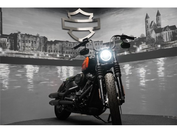 HARLEY-DAVIDSON FXBBS  STREET BOB, 0005694