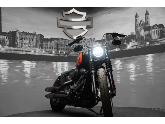 HARLEY-DAVIDSON FXBBS  STREET BOB, 0005694