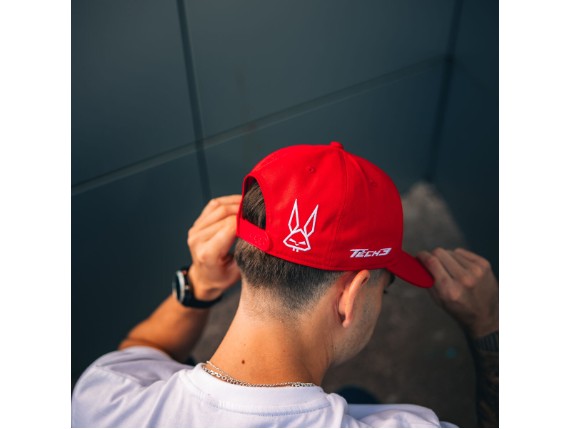 pho_gg_pw_pers_vs_80770_apparel___casual___red_bull_gasgas_riders_collection___2024__sall__awsg__v1