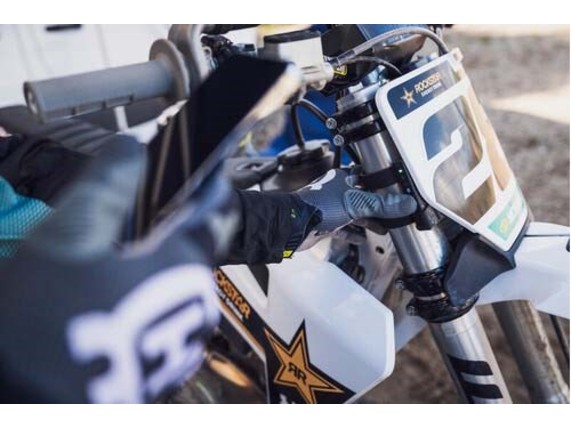 pho_hp_mon_144573_fc_250_450_rockstar_edition_2024_cuo__sall__awsg__v1