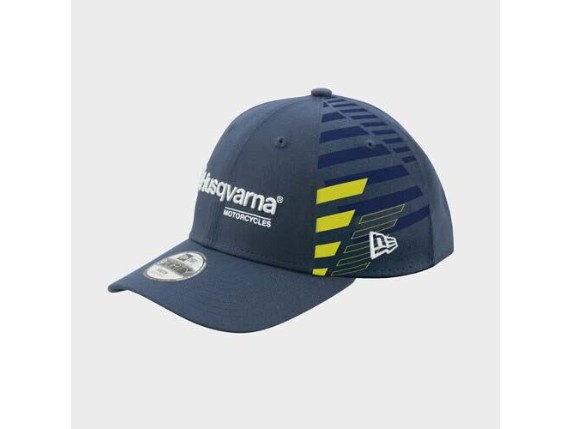 pho_hs_pers_vs_139671_3hs24003550x_kids_team_curved_cap_side_fertig__sall__awsg__v1