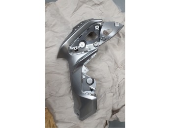 TANK VERKLEIDUNG RECHTS MT 10 SP