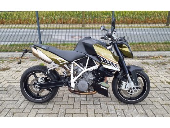 990 SUPERDUKE LC8 EFI