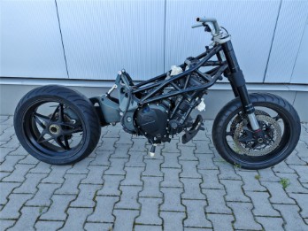 BRUTALE 920