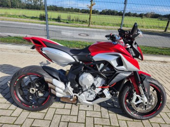 RIVALE 800 R ABS