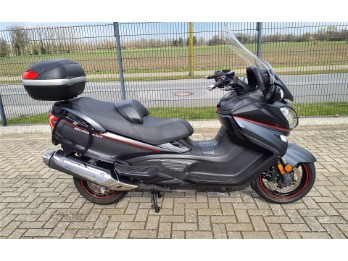 AN 650 Z BURGMAN EXECUTIVE