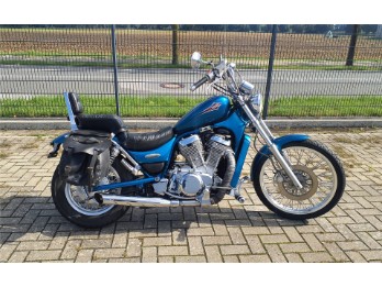 VS 600 GL INTRUDER