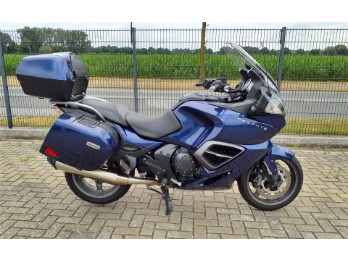TROPHY 1200 SE