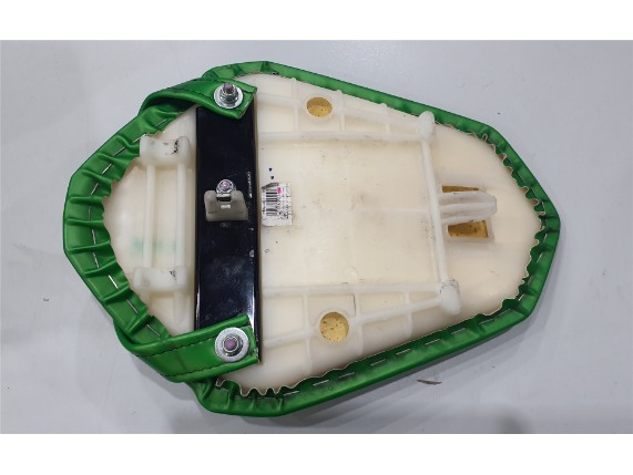 53066036041D, SEAT,RR,LEATHER GRN+BAND