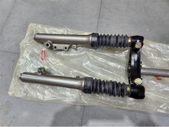 5MJ-F3100-00-MA, GABEL VORNE KOMPLETT