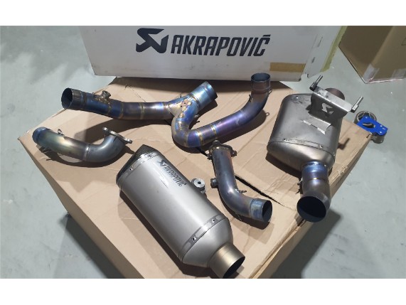61305999000-GEBR, AKRAPOVIC EVO KPL
