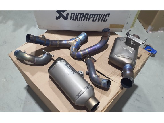 61305999000-GEBR, AKRAPOVIC EVO KPL