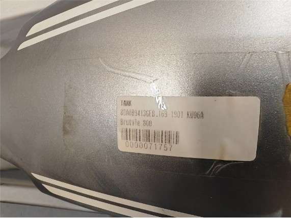 80A0B9413 GEBR, BENZINTANK BRUTALE 800