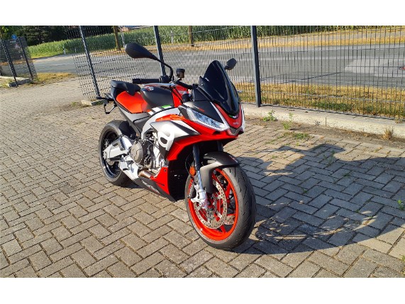 APRILIA TUONO 660 E5, 0002579