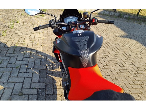APRILIA TUONO 660 E5, 0002579