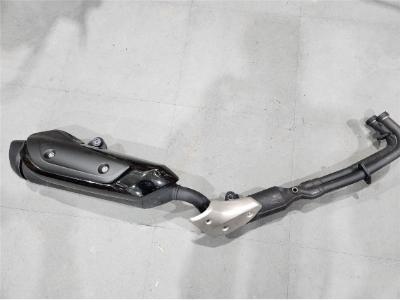 B7M-14703-00-00, SCHALLDAMPFER KOMPL