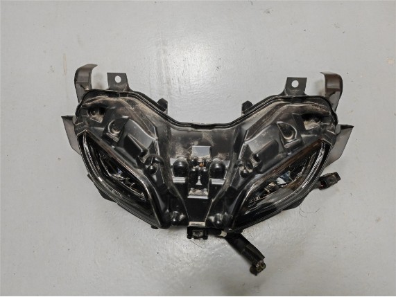 BAP-84301-02-00-GEB, SCHEINWERFER TRACER 9 GT