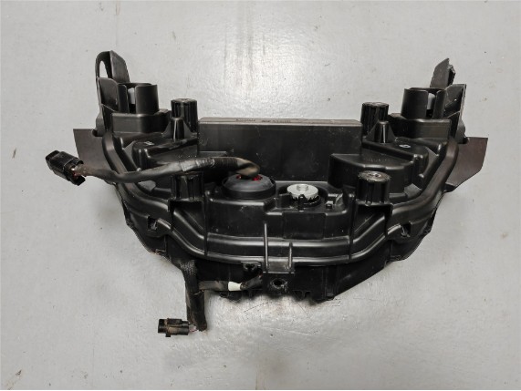 BAP-84301-02-00-GEB, SCHEINWERFER TRACER 9 GT