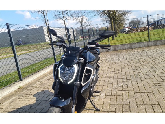 DUCATI DIAVEL V4, 0003070