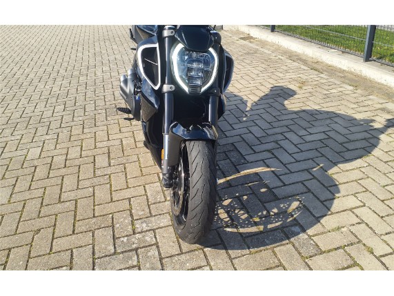 DUCATI DIAVEL V4, 0003070