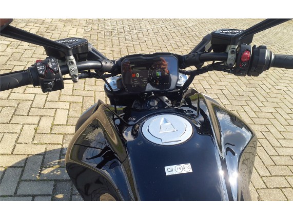 DUCATI DIAVEL V4, 0003070