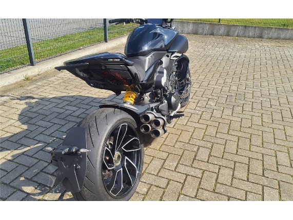 DUCATI DIAVEL V4, 0003070