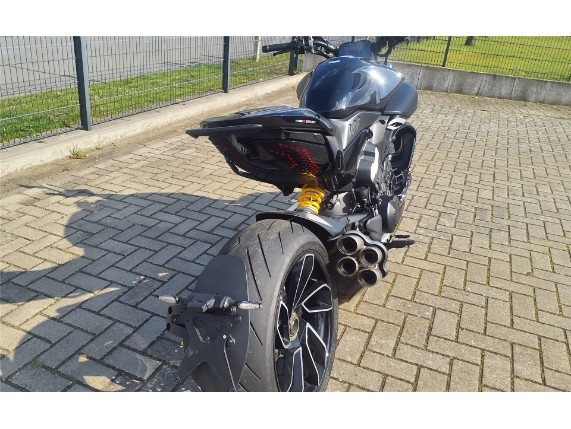 DUCATI DIAVEL V4, 0003070