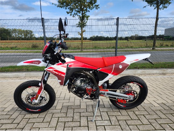 FANTIC XM 50 MOTARD PERFORMANCE, ZFMFA061MPM012276