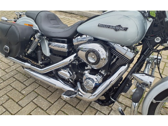 HARLEY DAVIDSON DYNA SUPER GLIDE CUSTOM, 0001061
