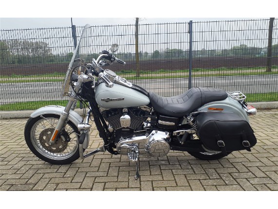 HARLEY DAVIDSON DYNA SUPER GLIDE CUSTOM, 0001061