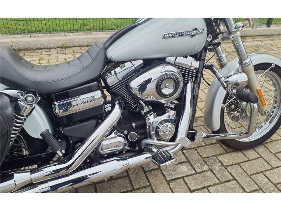 HARLEY DAVIDSON DYNA SUPER GLIDE CUSTOM, 0001061