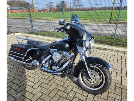 Harley-Davidson FLHTK ELECTRA GLIDE ULTRA LTD, 1HD1DPL17VY616680