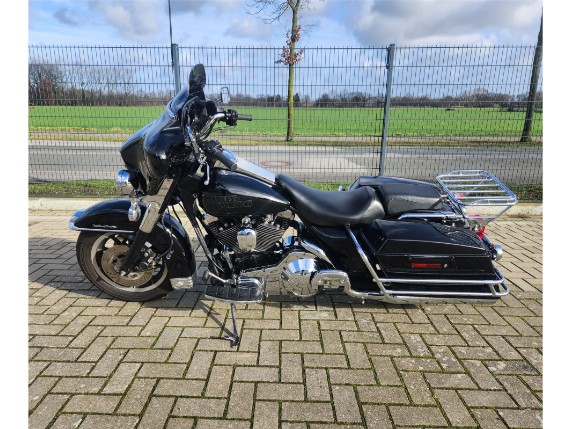 Harley-Davidson FLHTK ELECTRA GLIDE ULTRA LTD, 1HD1DPL17VY616680