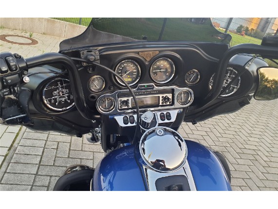 HARLEY DAVIDSON FLHTK ELECTRA GLIDE ULTRA LTD, 5HD1KEMC9AB653990