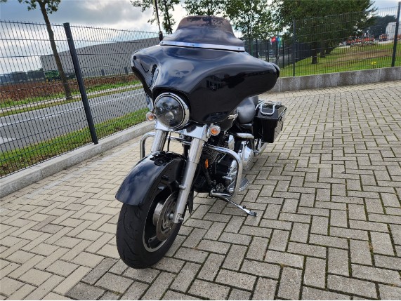 HARLEY DAVIDSON FLHX STREET GLIDE 1584, 1HD1KB4127Y609596