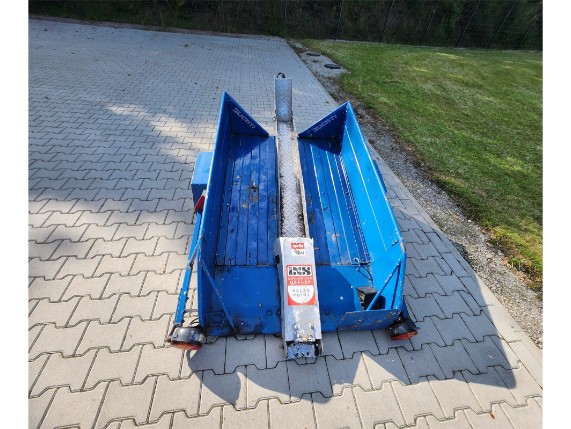 HEINEMANN ANHAENGER, 3326