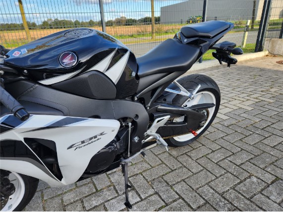 HONDA CBR 1000 RR FIRE BLADE, JH2SC59A6AK200130