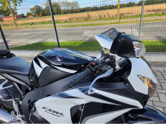 HONDA CBR 1000 RR FIRE BLADE, JH2SC59A6AK200130
