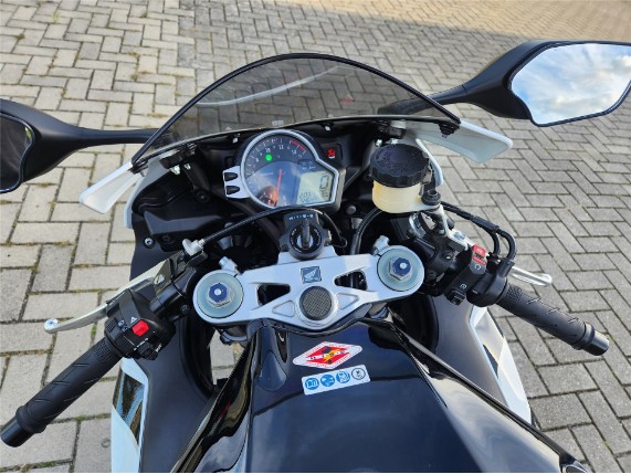 HONDA CBR 1000 RR FIRE BLADE, JH2SC59A6AK200130
