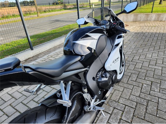 HONDA CBR 1000 RR FIRE BLADE, JH2SC59A6AK200130