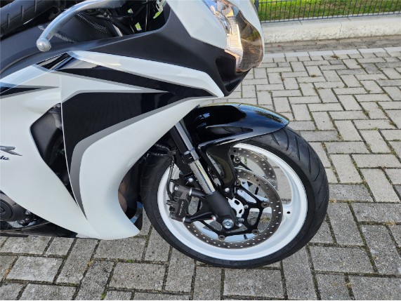 HONDA CBR 1000 RR FIRE BLADE, JH2SC59A6AK200130