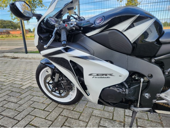 HONDA CBR 1000 RR FIRE BLADE, JH2SC59A6AK200130