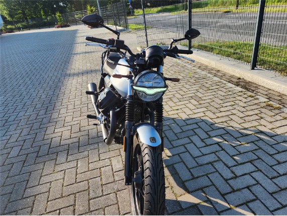 MOTO GUZZI V7 IV STONE E5 ABS, ZGUKZA001MM004252